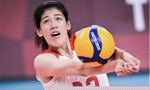 李盈莹联赛表现发球-李盈莹发球视频
